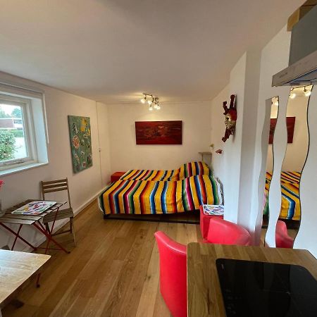 Studio 7 Hoogland Luaran gambar